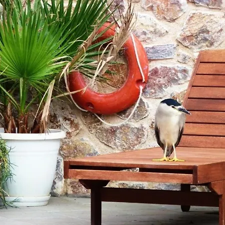 Atalos アパートホテル