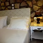Aparthotel Atalos Kamari (Santorini)