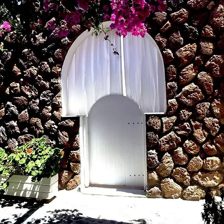 Atalos Aparthotel 3*