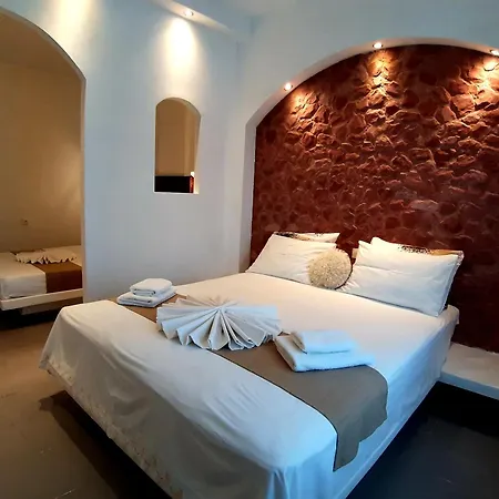 Aparthotel Atalos Kamari (Santorini)
