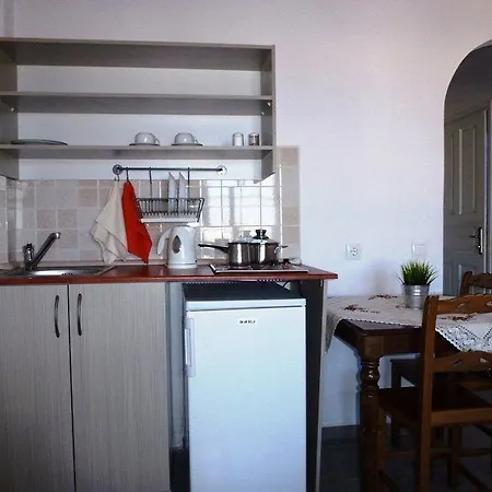 아파트호텔 아탈로스 스위트 Kamári