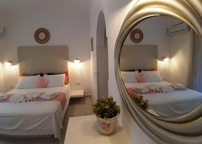 Atalos 3* Kamari (Santorini)