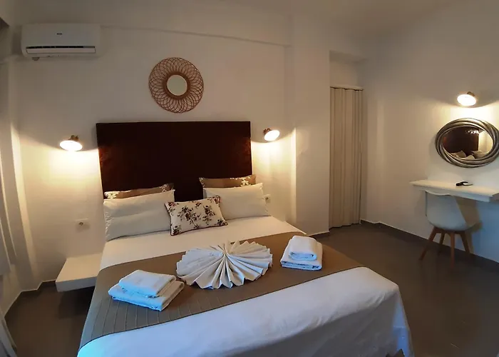 Aparthotel Atalos Kamari (Santorini)